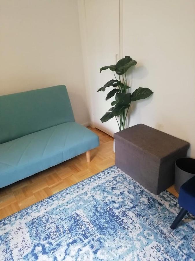 Single Bedroom In A Cozy Maisonette - บุชชี ภายนอก รูปภาพ